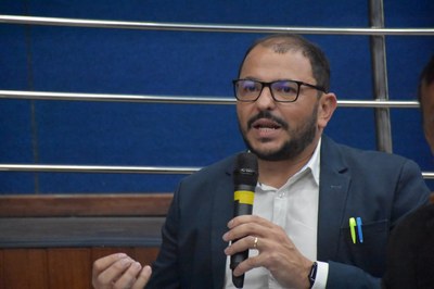 Adriano lider Adriano lider