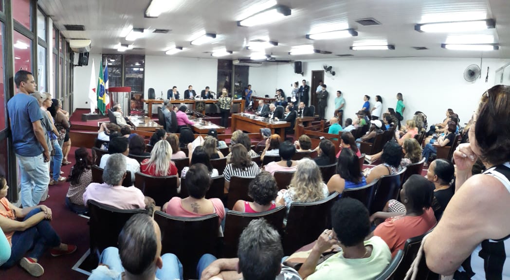 Aposentados lotam Casa Legislativa em reunião ordinária