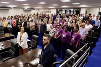 Câmara de Timóteo realiza sessão solene para entrega de honrarias