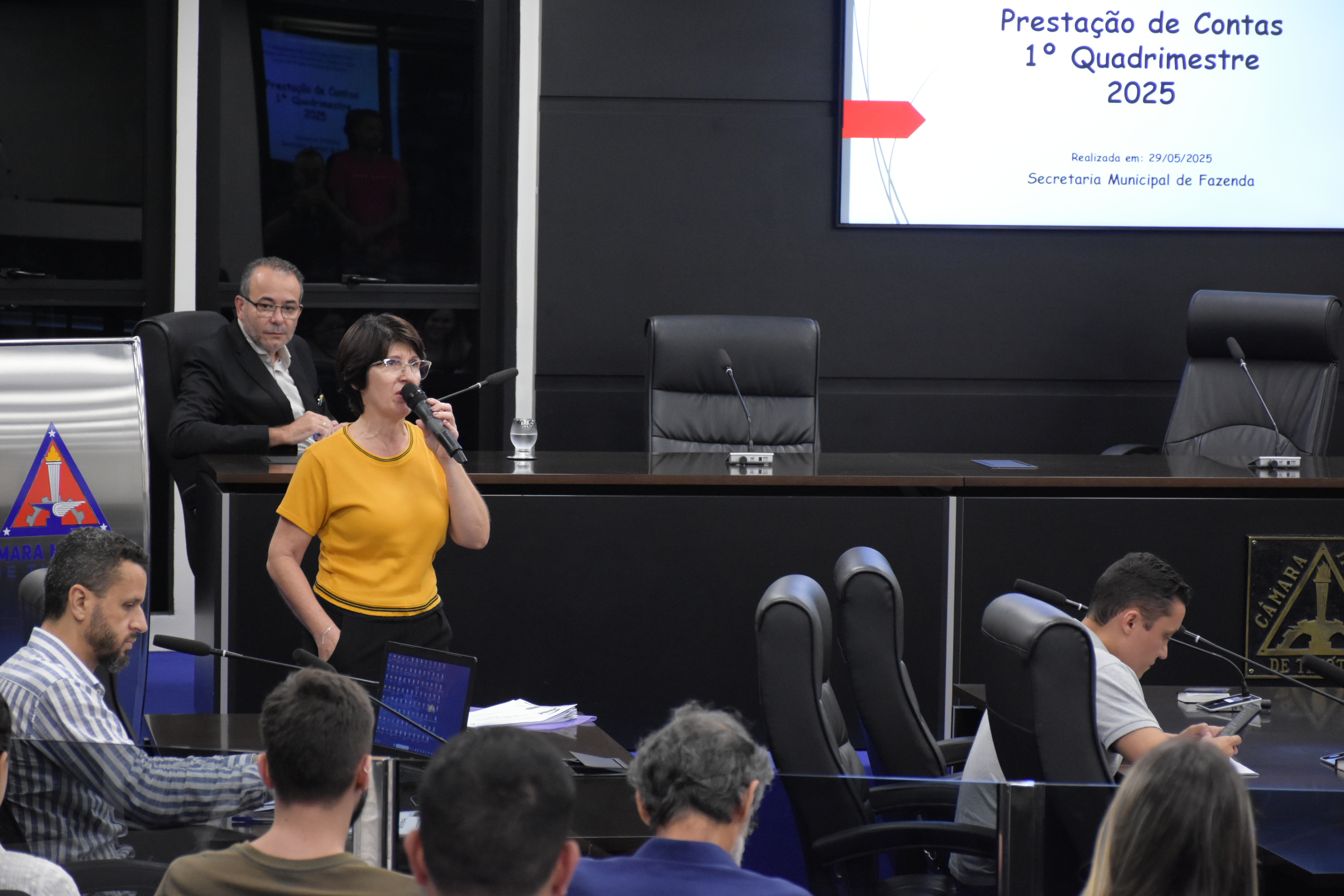 Câmara de Timóteo recebe primeira prestação de contas da atual gestão municipal