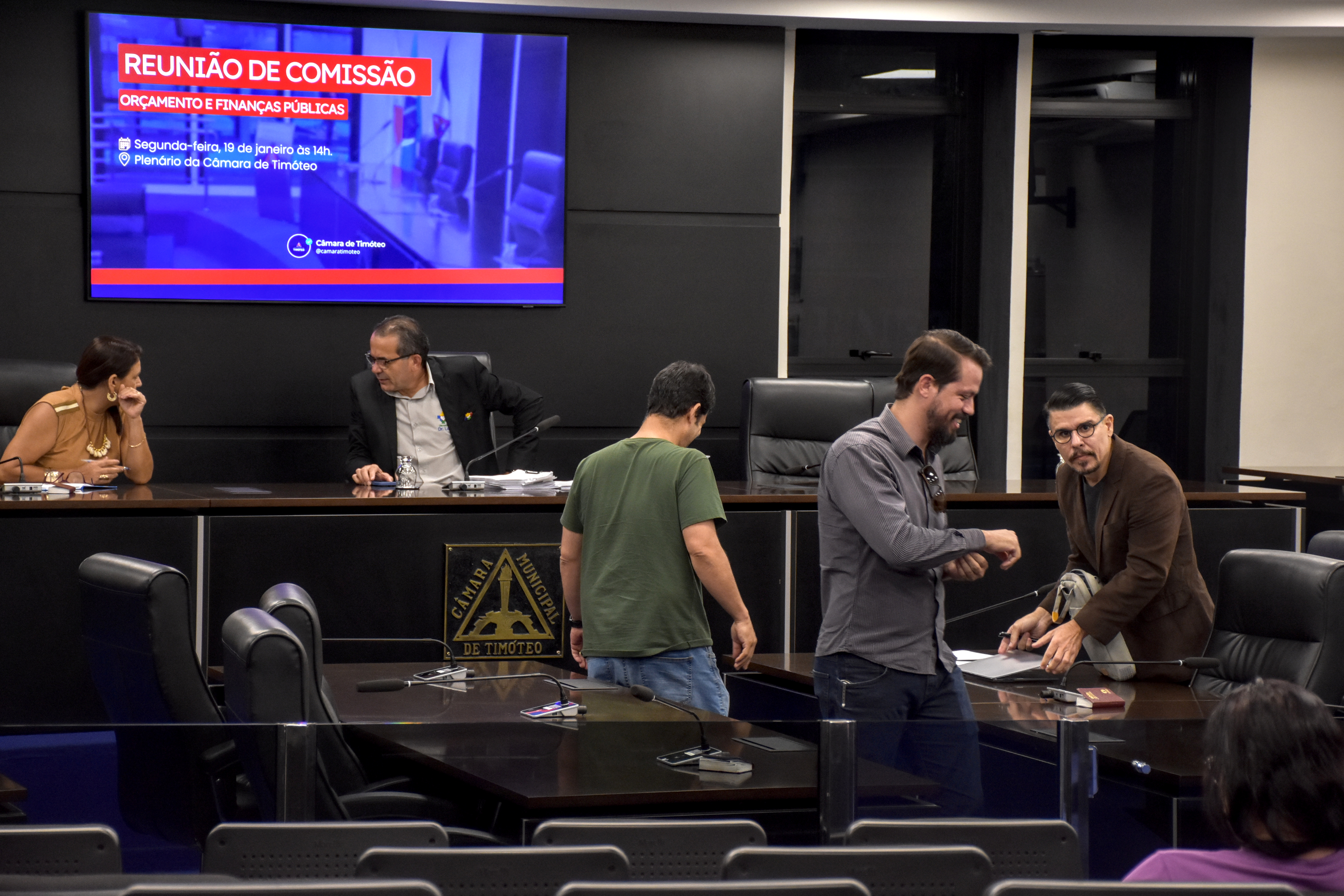 Comissão de Orçamento da Câmara de Timóteo agenda nova reunião para sexta-feira