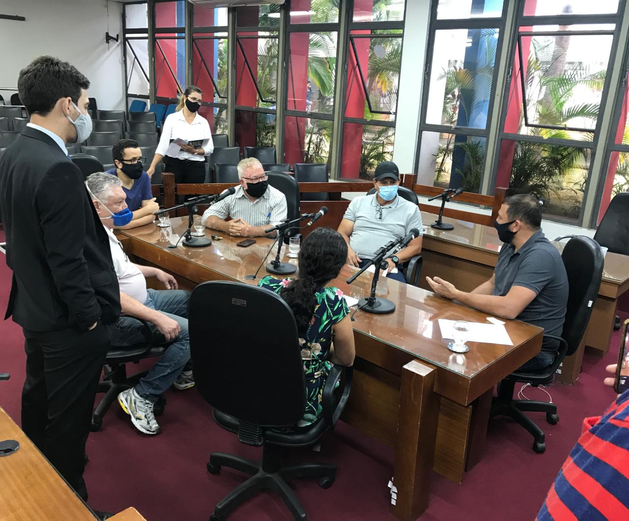 Comissões  se reúnem para analisar contas e possíveis irregularidades