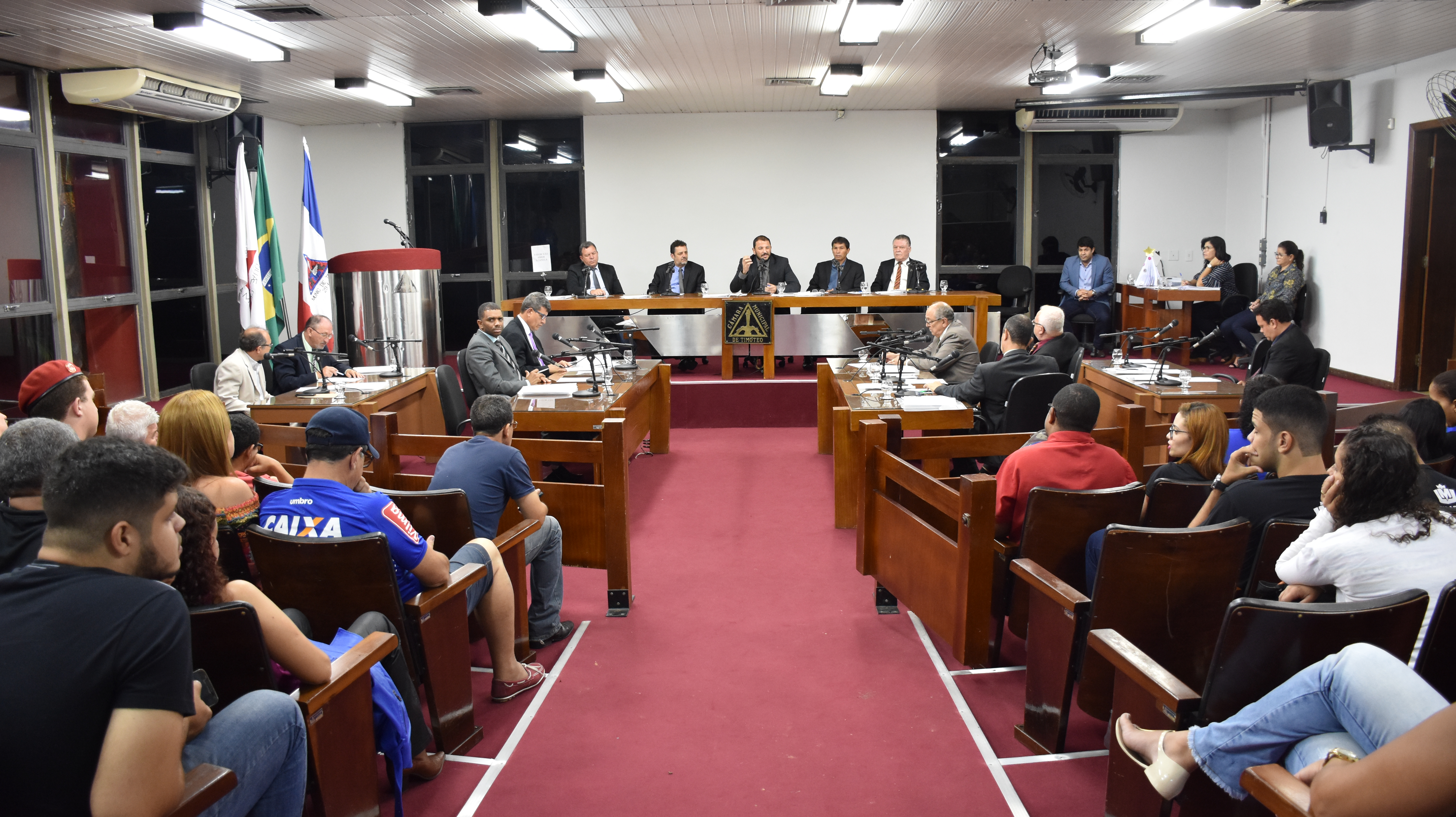 Desconto em passagem de ônibus é tema de projeto aprovado pela Câmara de Timóteo