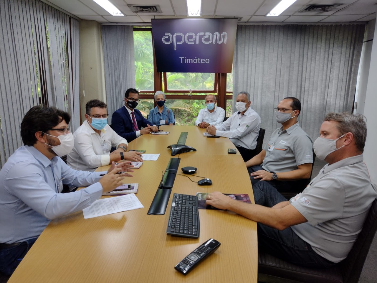 Legislativo participa de reunião que anuncia aquisição de imóvel do HMVB