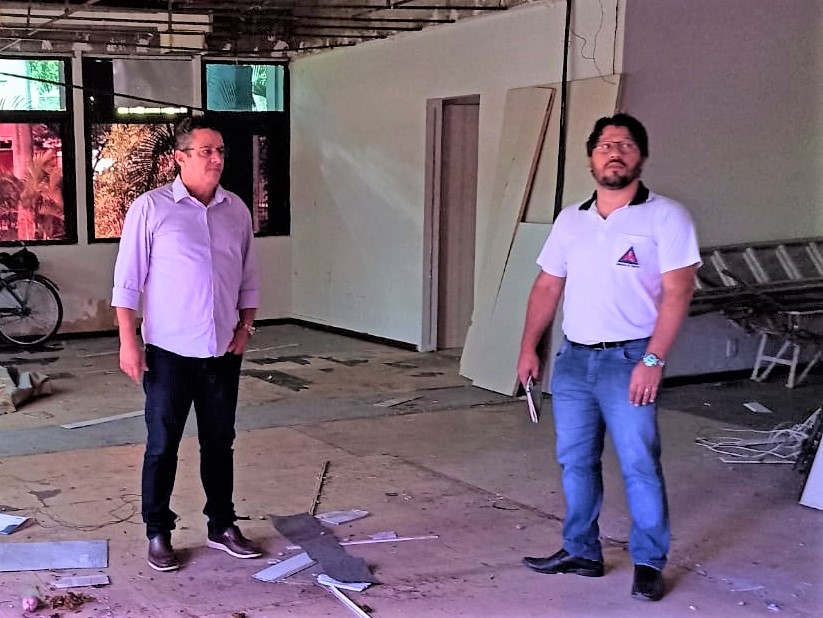 Luiz Perdigão (Presidente da Câmara) e o Prefeito de Timóteo Douglas Willkys