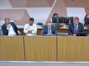 Vereadores de Timóteo vão à ALMG para fortalecer debate sobre emaranhado de fios e cabos em postes Vereadores de Timóteo vão à ALMG para fortalecer debate sobre emaranhado de fios e cabos em postes